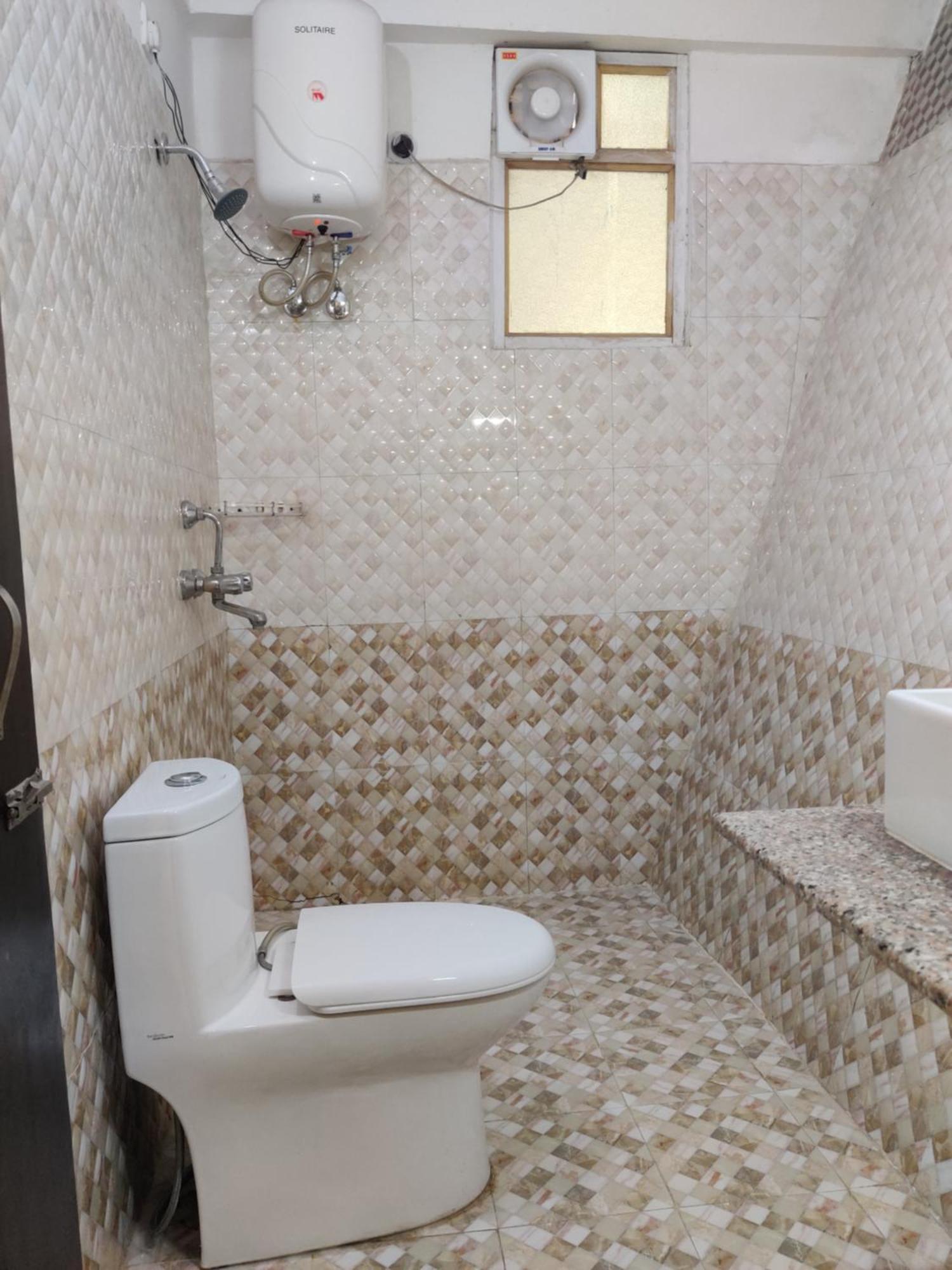 Hotel Kunwar Residency Rišikéš Pokoj fotografie